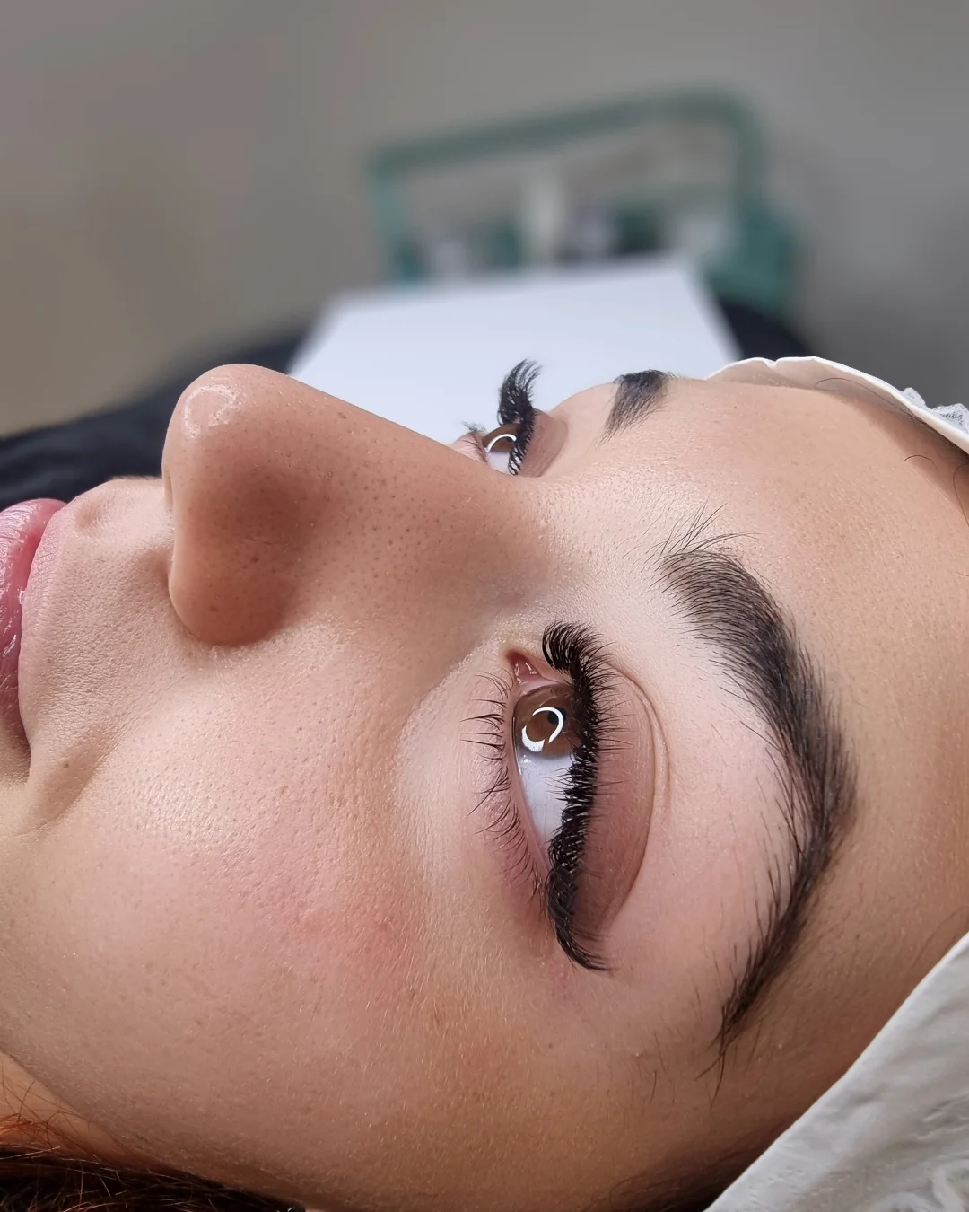 Extension ciglia volume 2D-3D dettaglio — studio Lena Lashes Milano