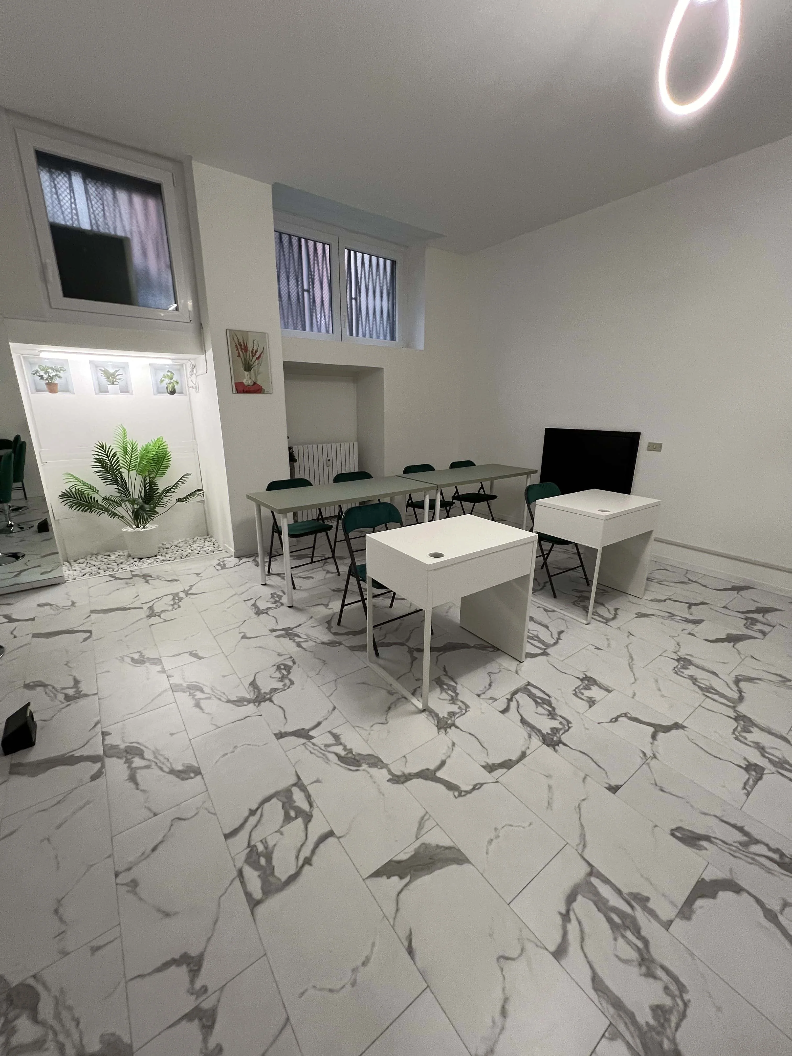 Aula formazione corsi estetica — studio Lena Lashes Milano