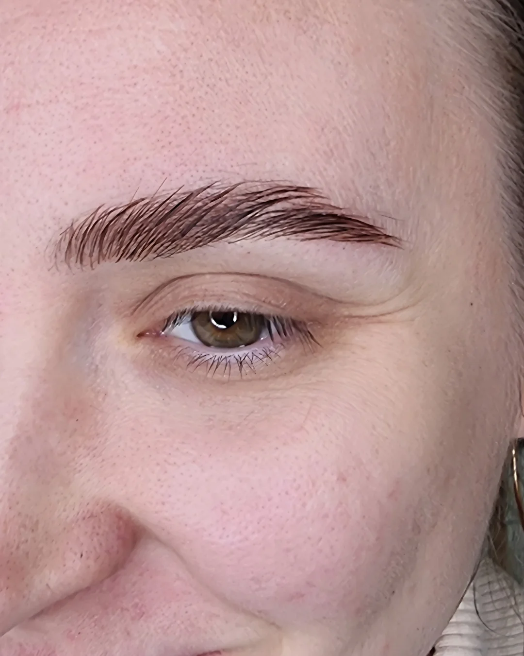 Extension sopracciglia risultato — peli sintetici ultra-realistici Lena Lashes Milano