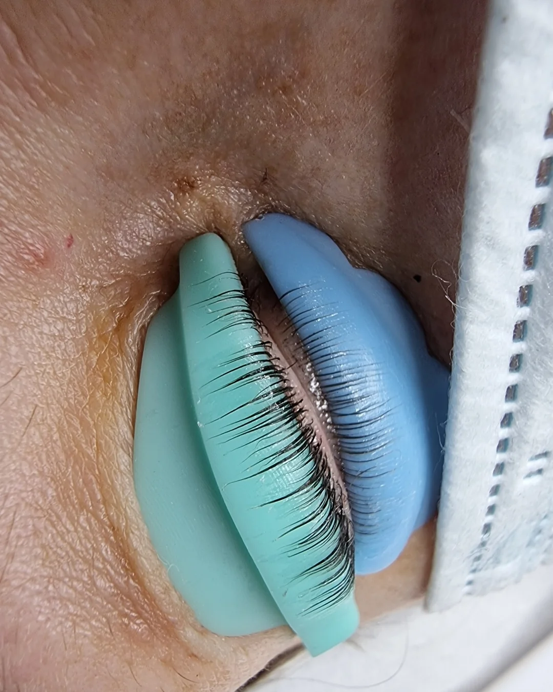 Laminazione ciglia inferiori — risultato su ciglia naturali, studio Lena Lashes