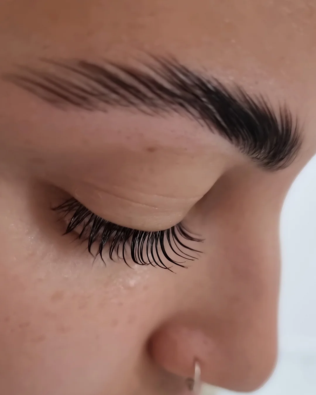 Laminazione sopracciglia Milano — brow lift Lena Lashes