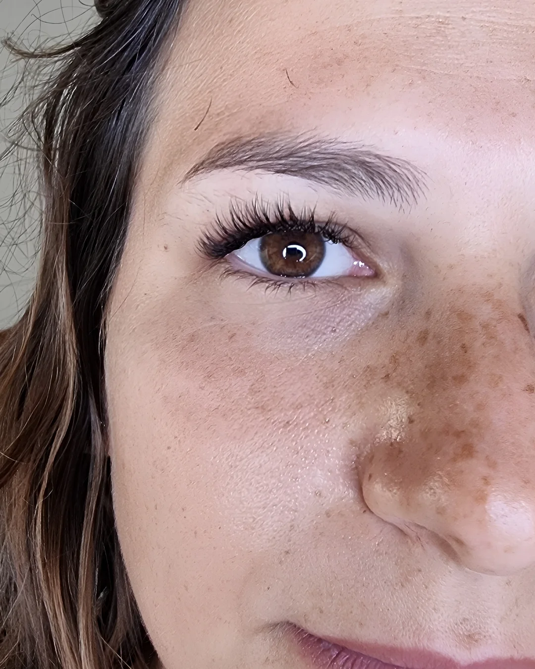 Refill extension ciglia one to one dettaglio — impianto mantenuto Lena Lashes Milano