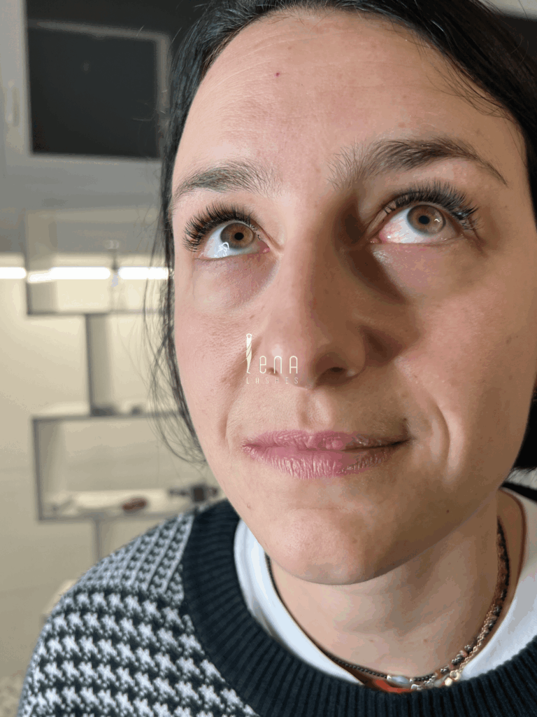 Extension ciglia naturali