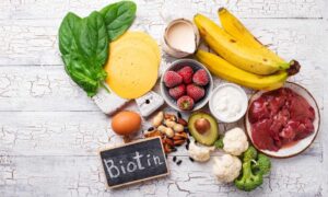 Biotina integratore per crescita ciglia e sopracciglia