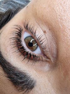laminazione ciglia superiori milano lena lashes