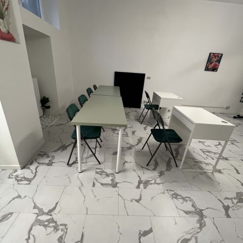 Studio Lena Lashes - affitto spazio corsi estetica, trucco, parrucchiere, massaggio, extension ciglia a Milano